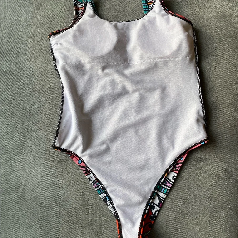 Colorful Chain Strap One Piece Swimsuit - Picture 8 of 16